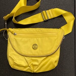 Lululemon crossbody